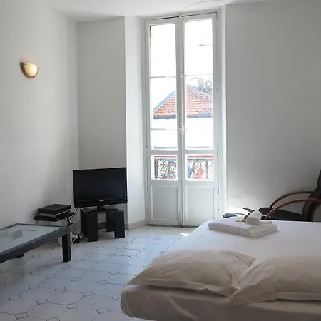 Апартаменты Viva Riviera - 5 Rue Commandant Andre Канны